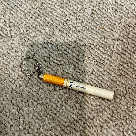Vintage Accessories - Vintage Cigarette Pen Flashlight Keychain Smoking 555 Bag Charm Tobacco Cigar xo